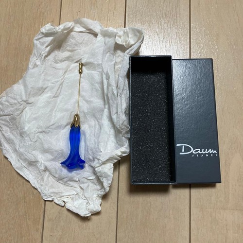 Daum france anstecknadel - daum,