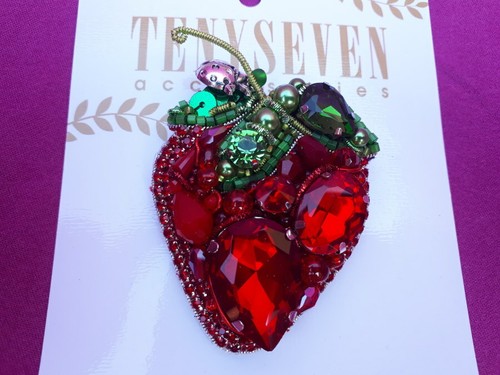 Erdbeere brosche strass - erdbeere,