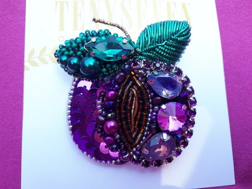 Pflaume brosche strass perlen - strass,